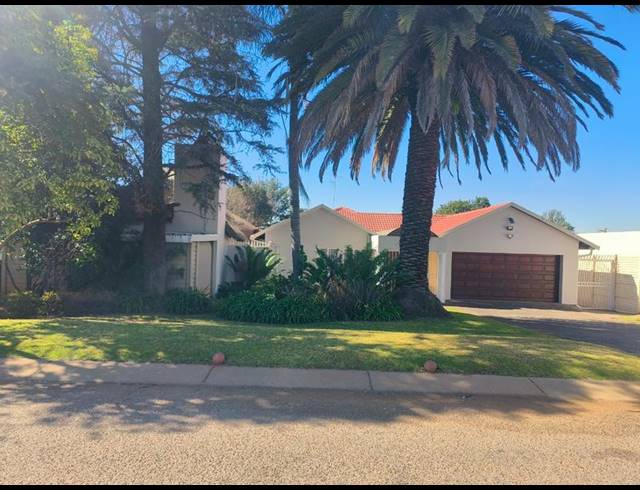 BUSINESS FOR SALE IN ELARDUSPARK